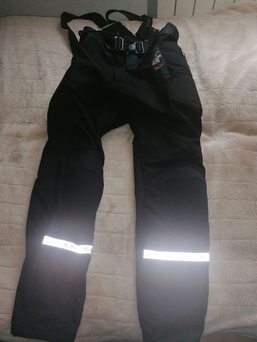 Spodnie motocyklowe textylne firmy Rukka męskie rozmiar z metki M