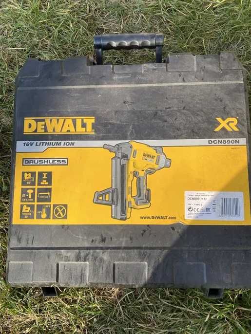 DeWalt DCN890N gwoździarka do betonu