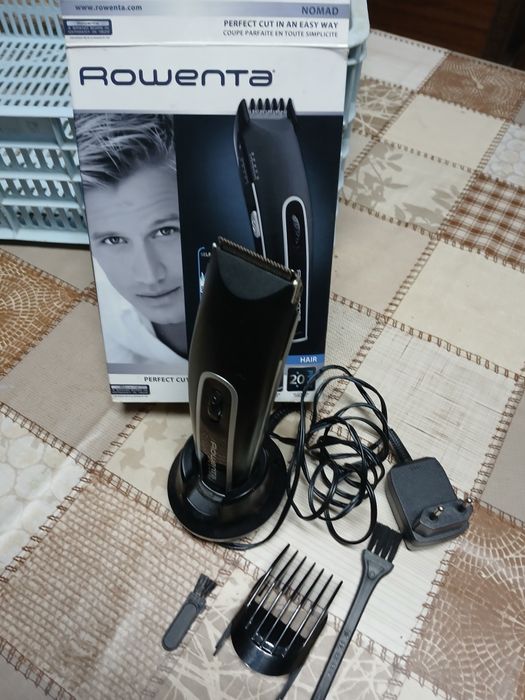 Maquina de cortar cabelo  e barba rowenta
