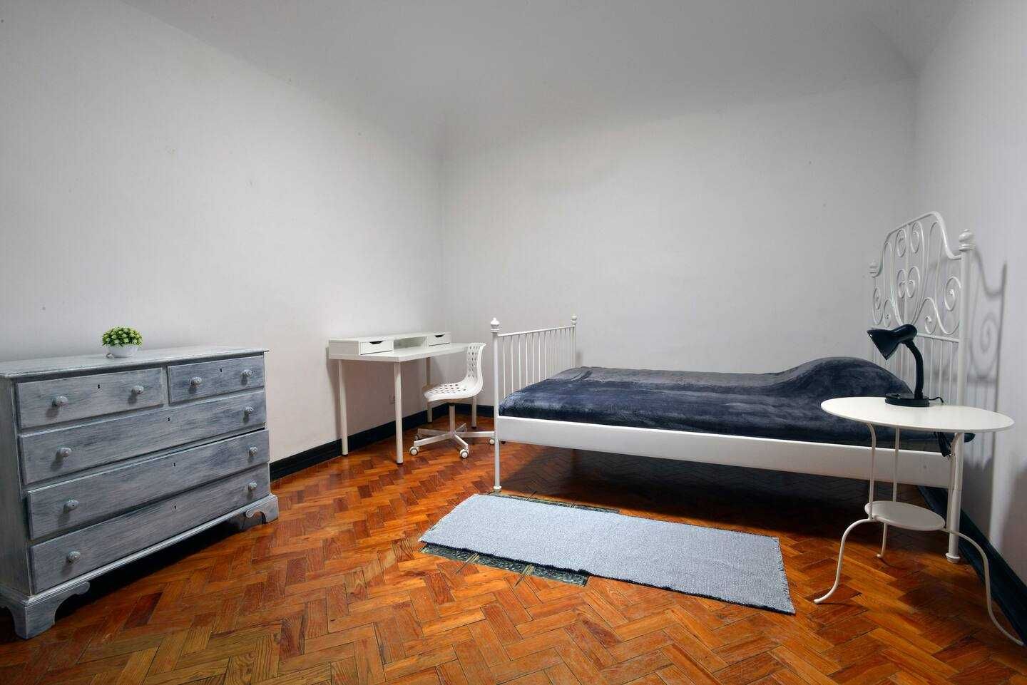 Aluga-se quarto para estudantes