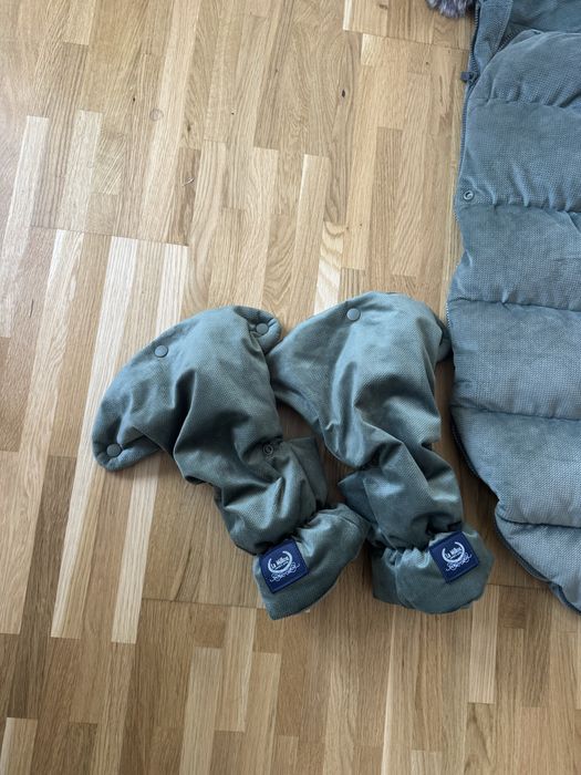 La millou Mufki  Rękawice do wózka Velvet – KHAKI