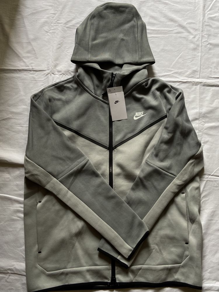 Костюм Nike Tech fleece