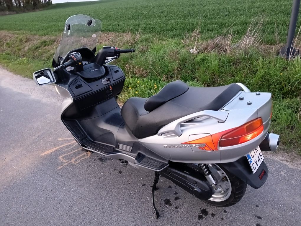 Suzuki Burgman 650