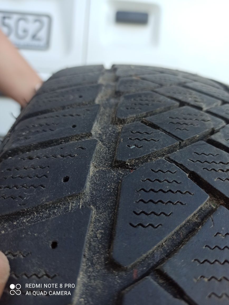 2 opony Dunlop 215/65 R16C