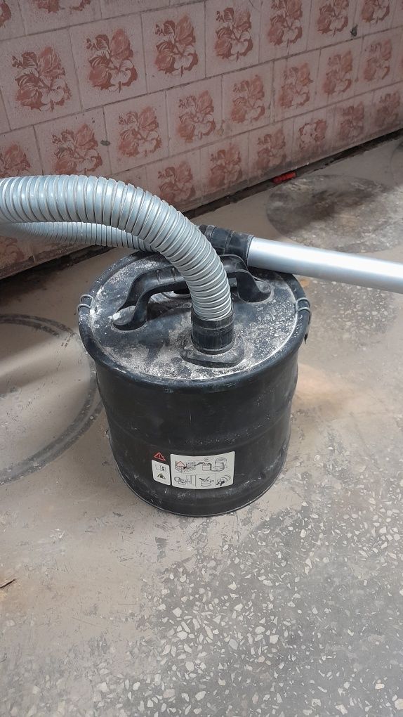 Odkurzać do kominka separator