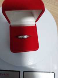 Серебрянное кольцо новое  размер 19 мм