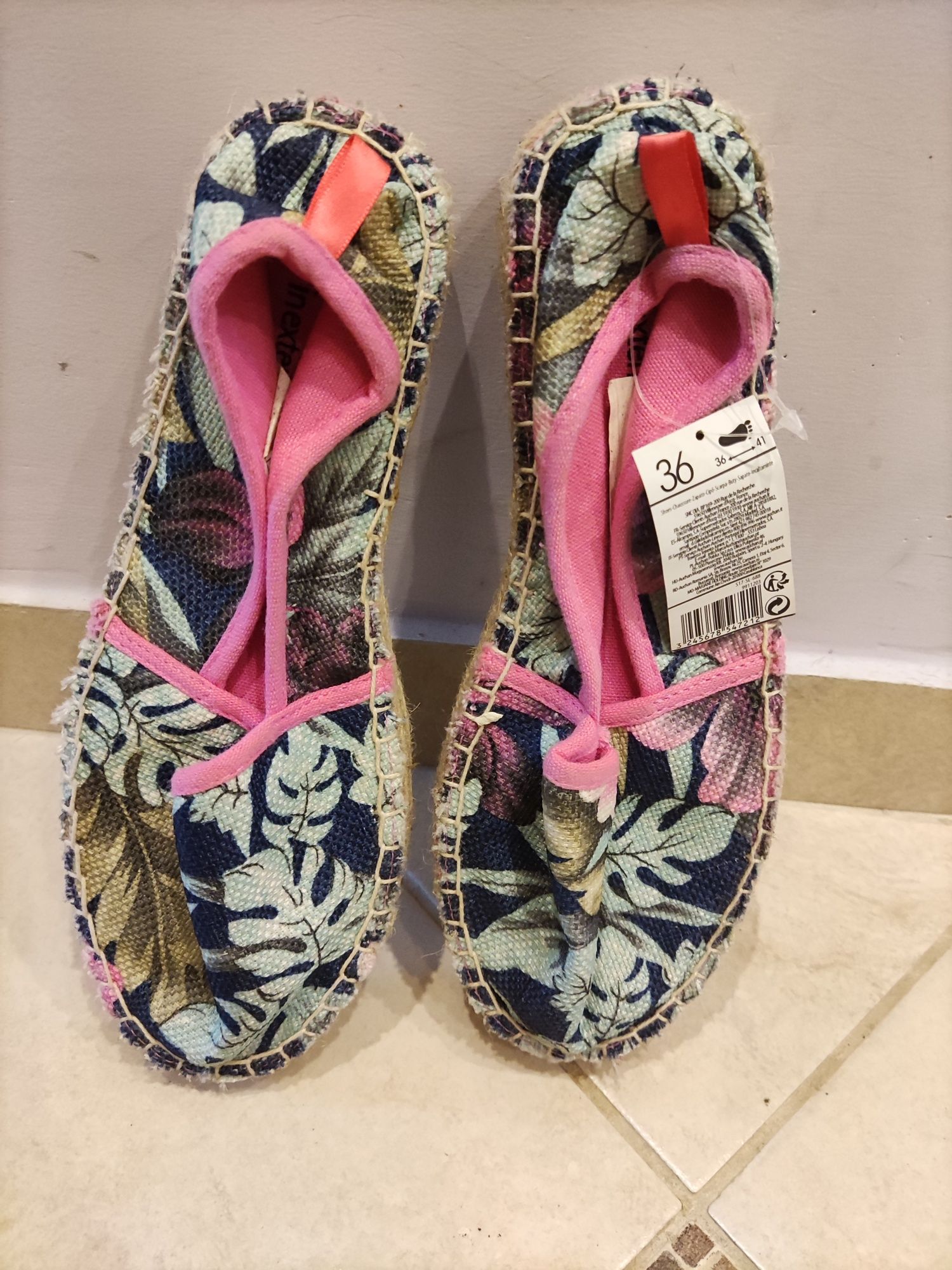 Espadryle w kwiaty roz.36