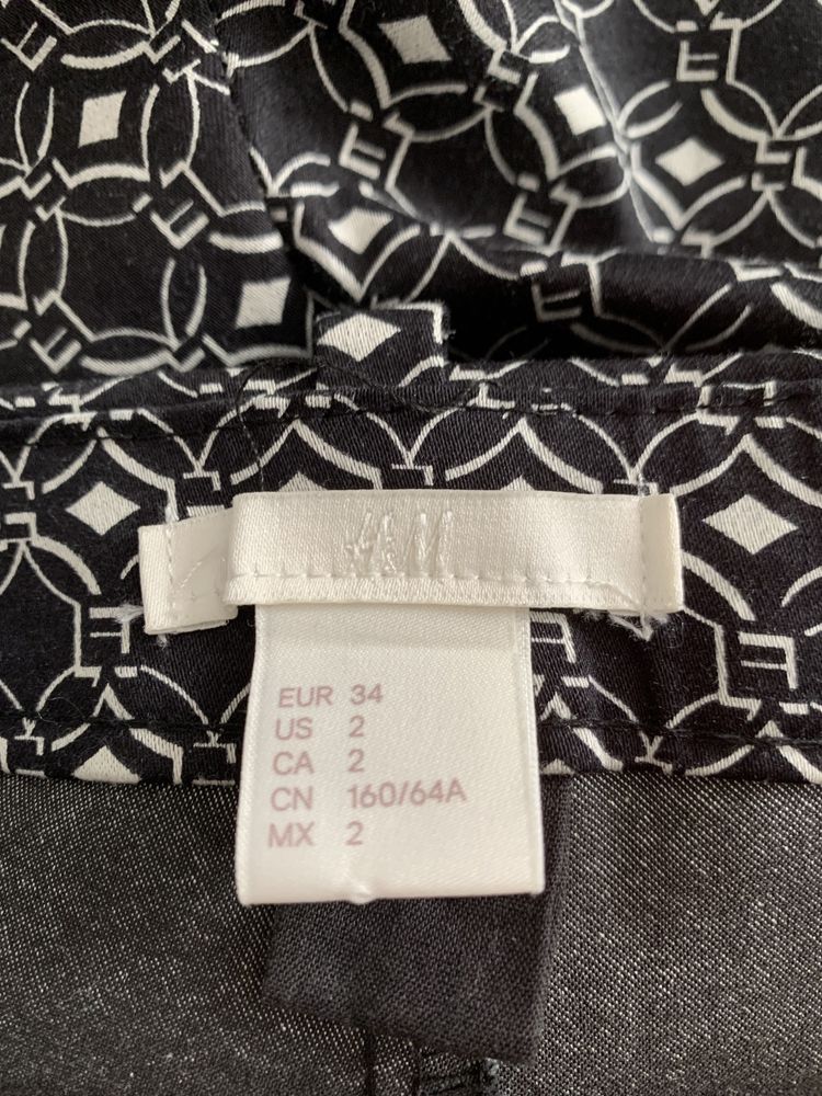 Spodnie cygaretki czarno białe H&M