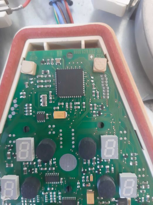 Електрична варильна поверхня AEG Electrolux 6400 K-mn Потребує ремонту