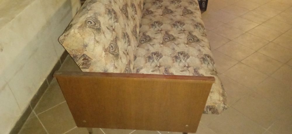 Продам диван- книжка