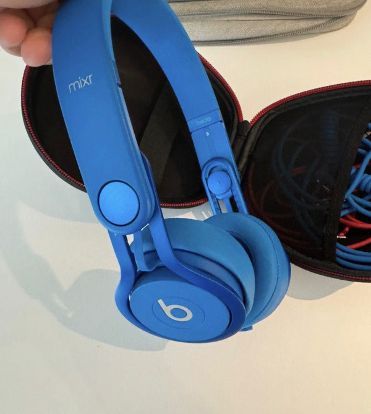Beats by dre Mixr