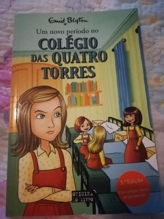 Livro Um novo período no Colégio das Quatro Torres NOVO