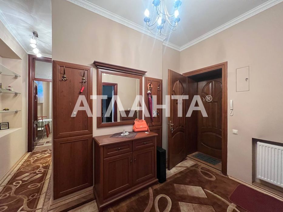 Продаж 3-кім.кв. в польському люксі вул. Вітовського+36 кв.м.підвал