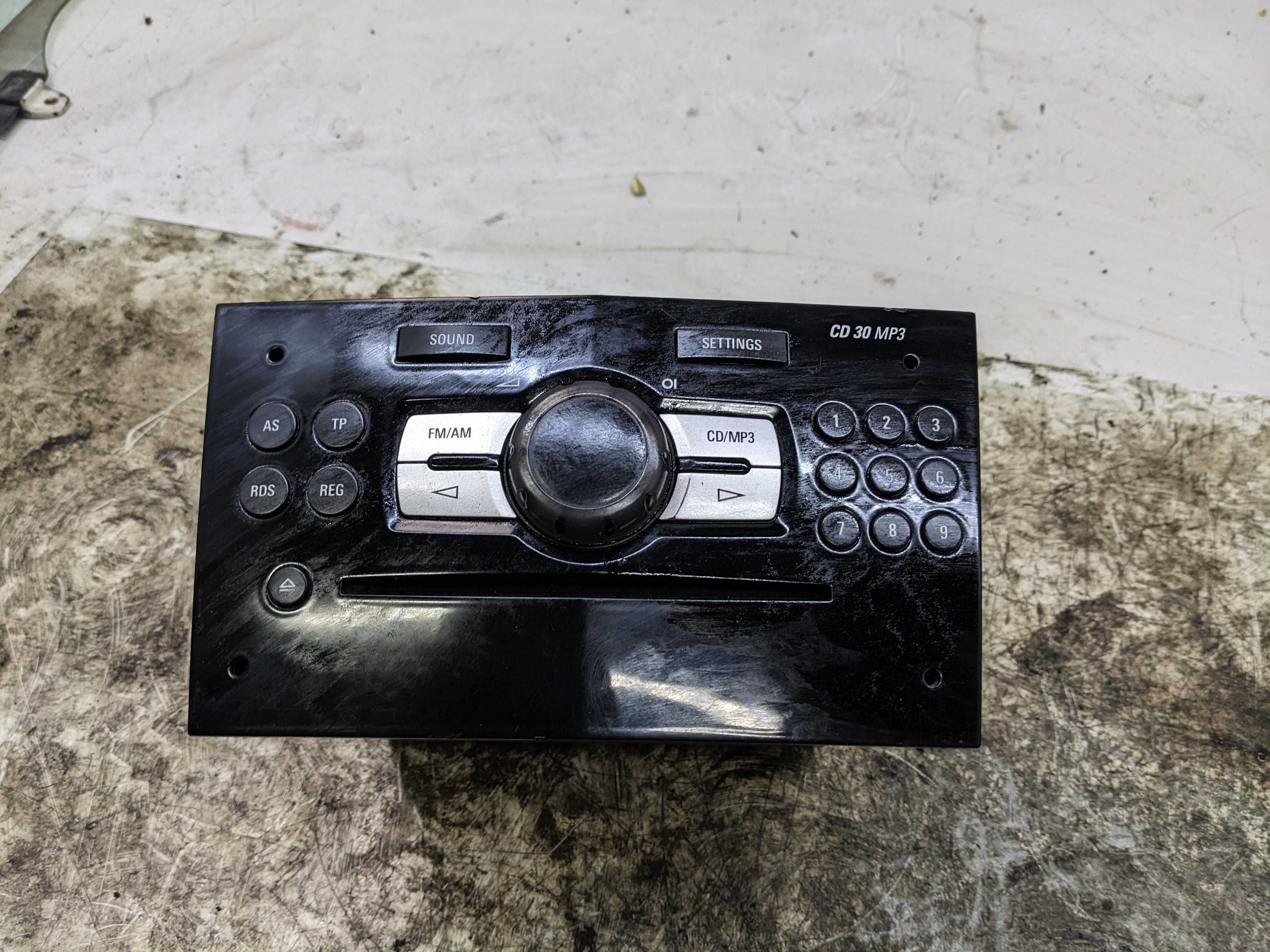 Opel Corsa D Radio Oryginalne CD30 MP3