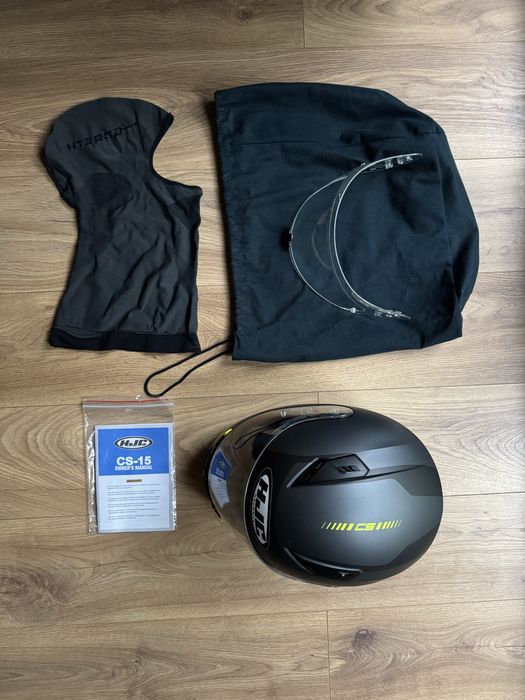 Kask motocyklowy HJC CS15, w dobrym stanie.