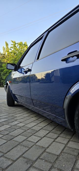 Продам ваз 21099 /тонировка/музыка/занижение -90/