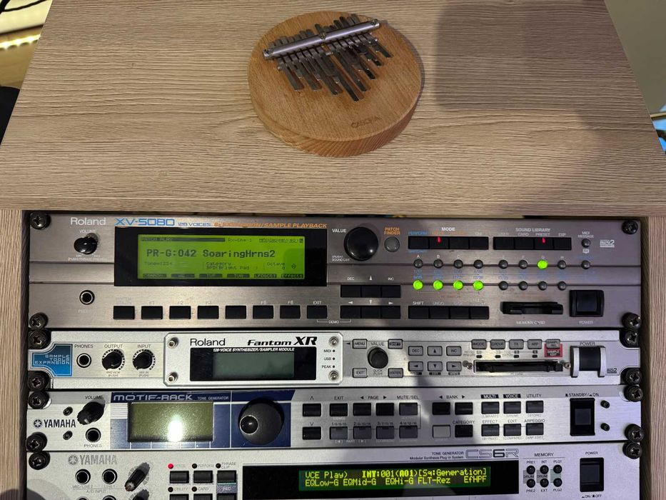 Roland XV-5080 – Legenda, Super Stan