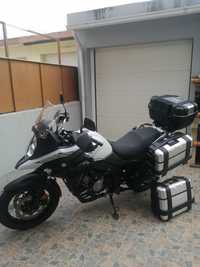 Suzuki V Strom 650 XT