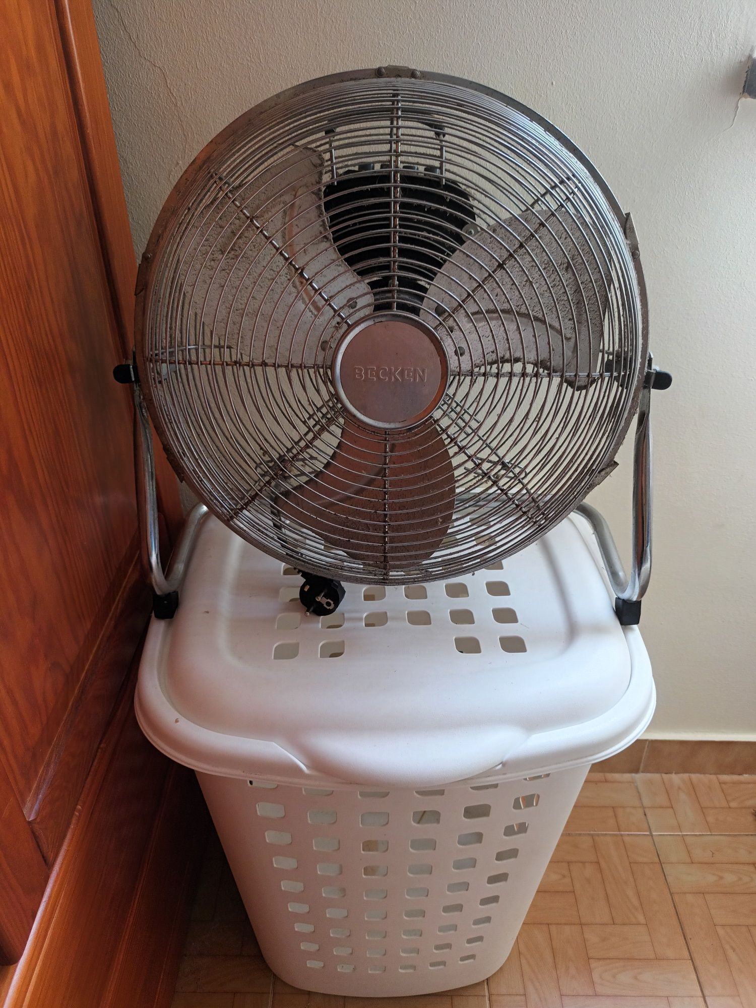 Ventilador, aquecedor