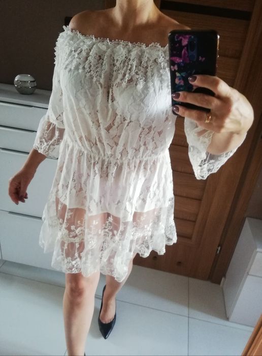 Biała sukienka narzutka rozmiar M /L