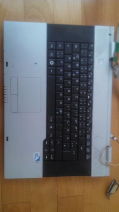 Fujitsu Siemens Amilo XA3530 {MS2244) /Esprimo V6545 на разборке