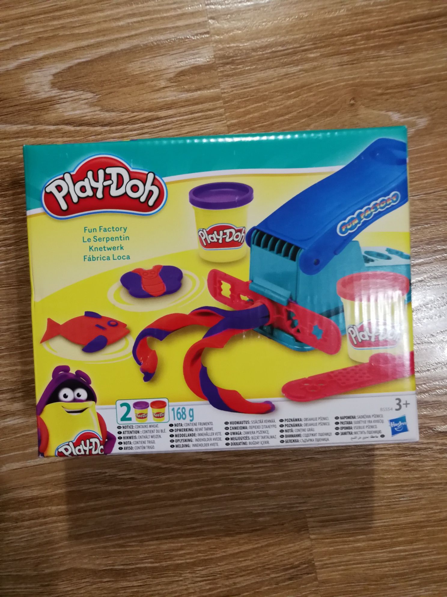 Набір для ліплення Hasbro Play-Doh Весела фабрика