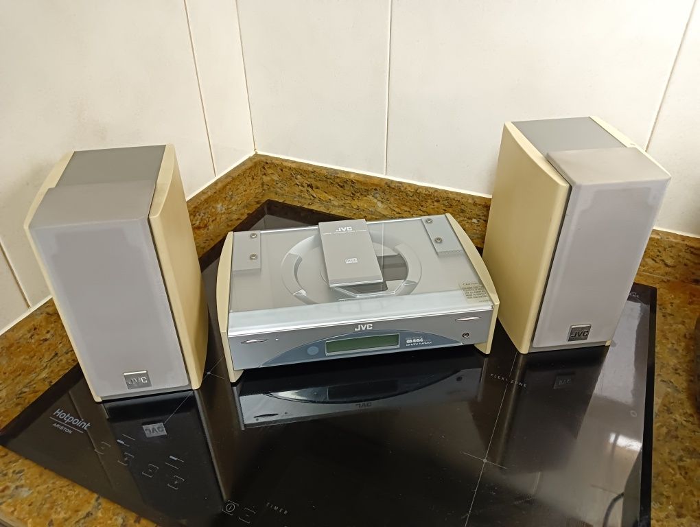 Aparelhagem JVC  com comando