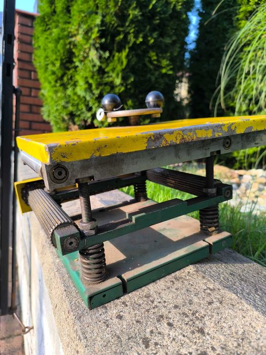 Piła Grubościowa  Polska