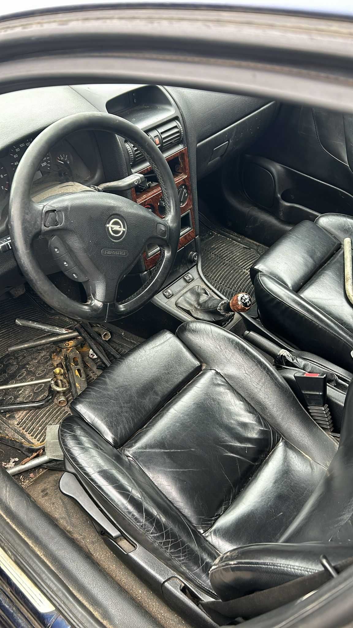 OPEL ASTRA G KOMBI 1.6 16V z282 skóra części