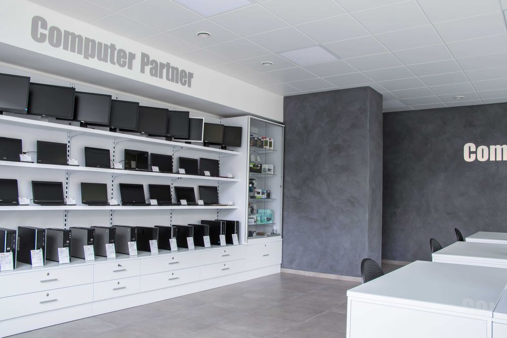 DELL Precision 7560 15,6 FHD IPS 500nit i5 8GB 256 SSD nVidia W11 PRO