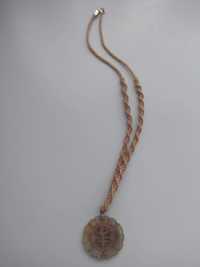 бусы ожерелье с подвеской из нефрита