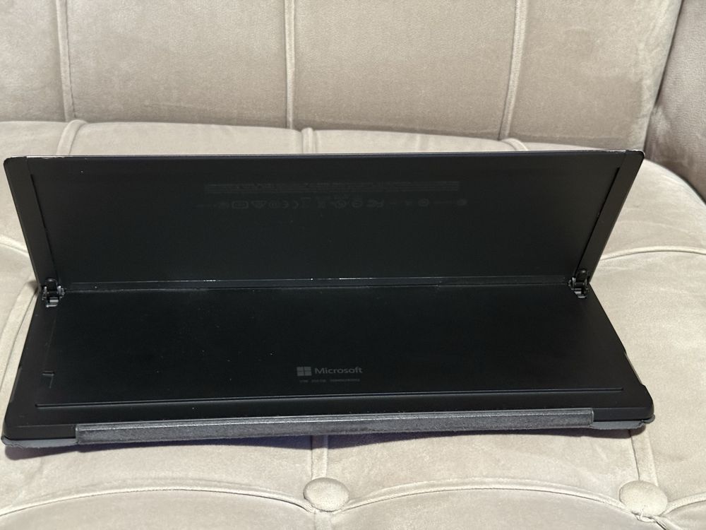 Microsoft Surface Pro 6