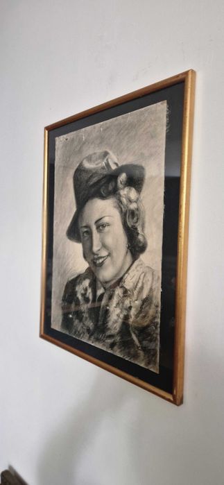 Przedwojenny aukcyjny rysunek portret weglem autorstwa Karola Frycza