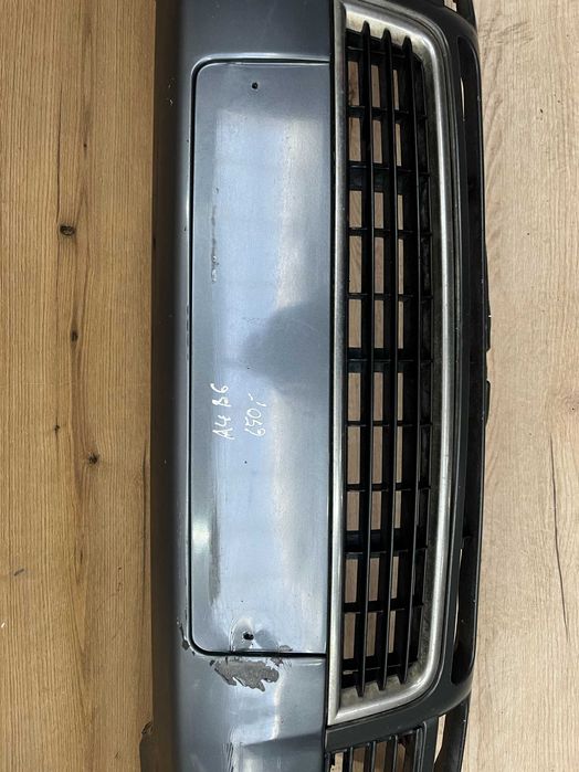 Zderzak przedni Audi A4 B6