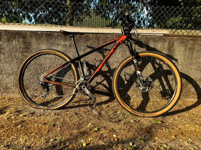 Bicicleta de Monte - KTM Myroon Elite