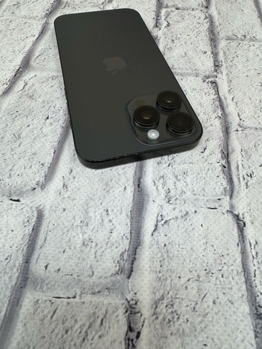 Iphone 16 Pro Max 256gb neverlock E sim Black Titanium 1040$