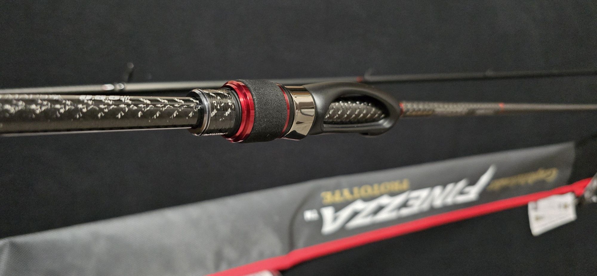 Колекція спінінгів Graphiteleader Finezza Corto Prototype