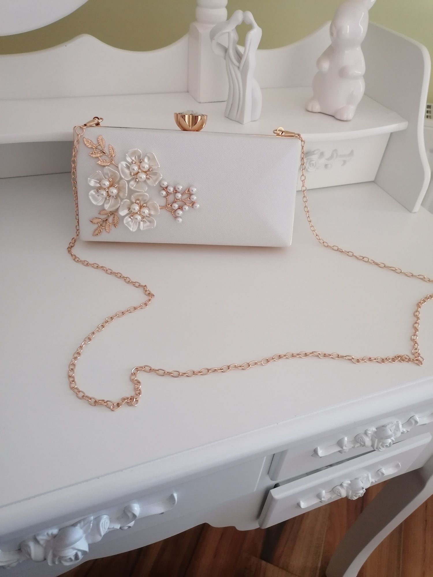 Przepiękna torebka elegancka kopertówka