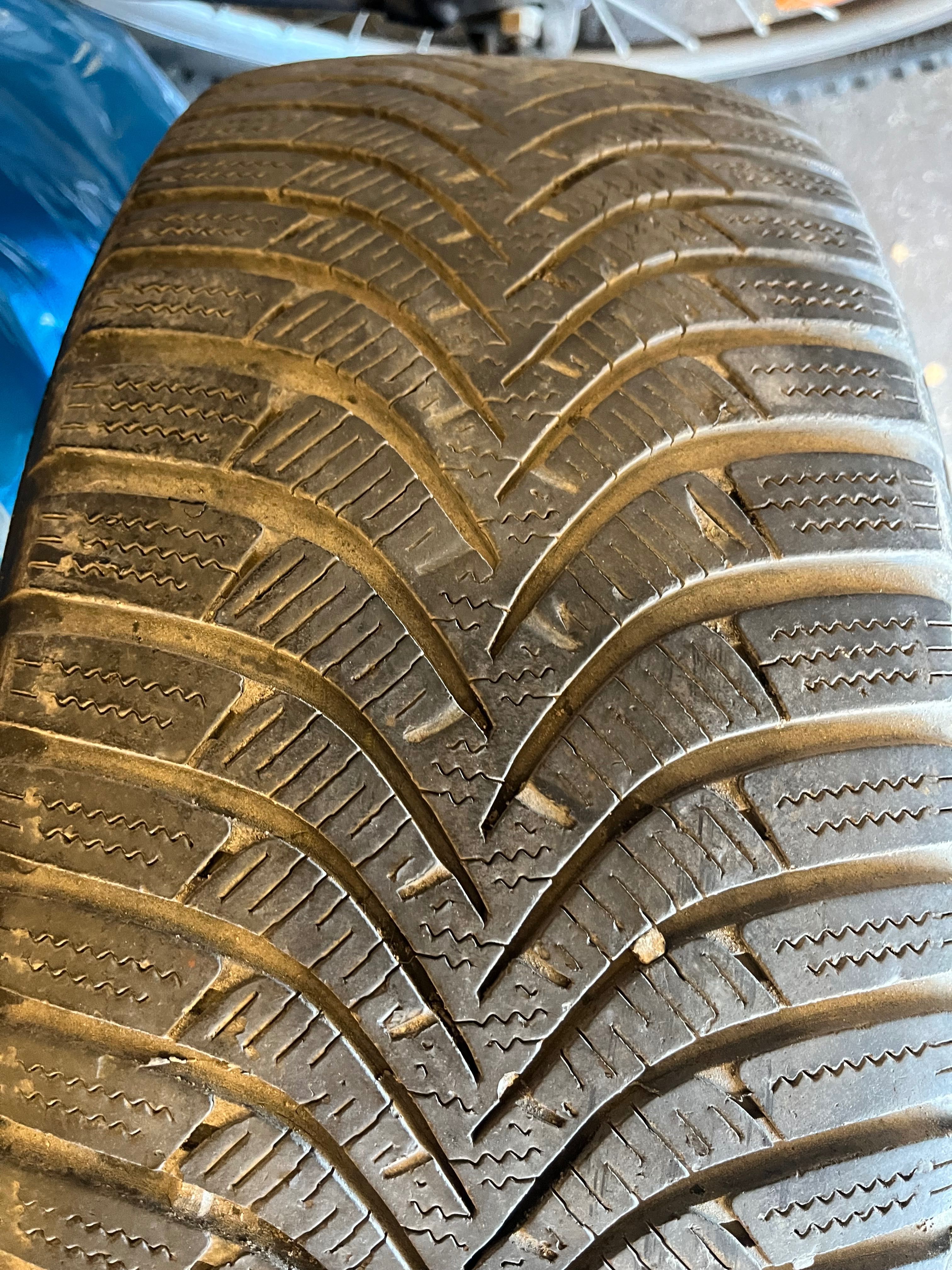 Opony Hankook 4 szt 205 55/16