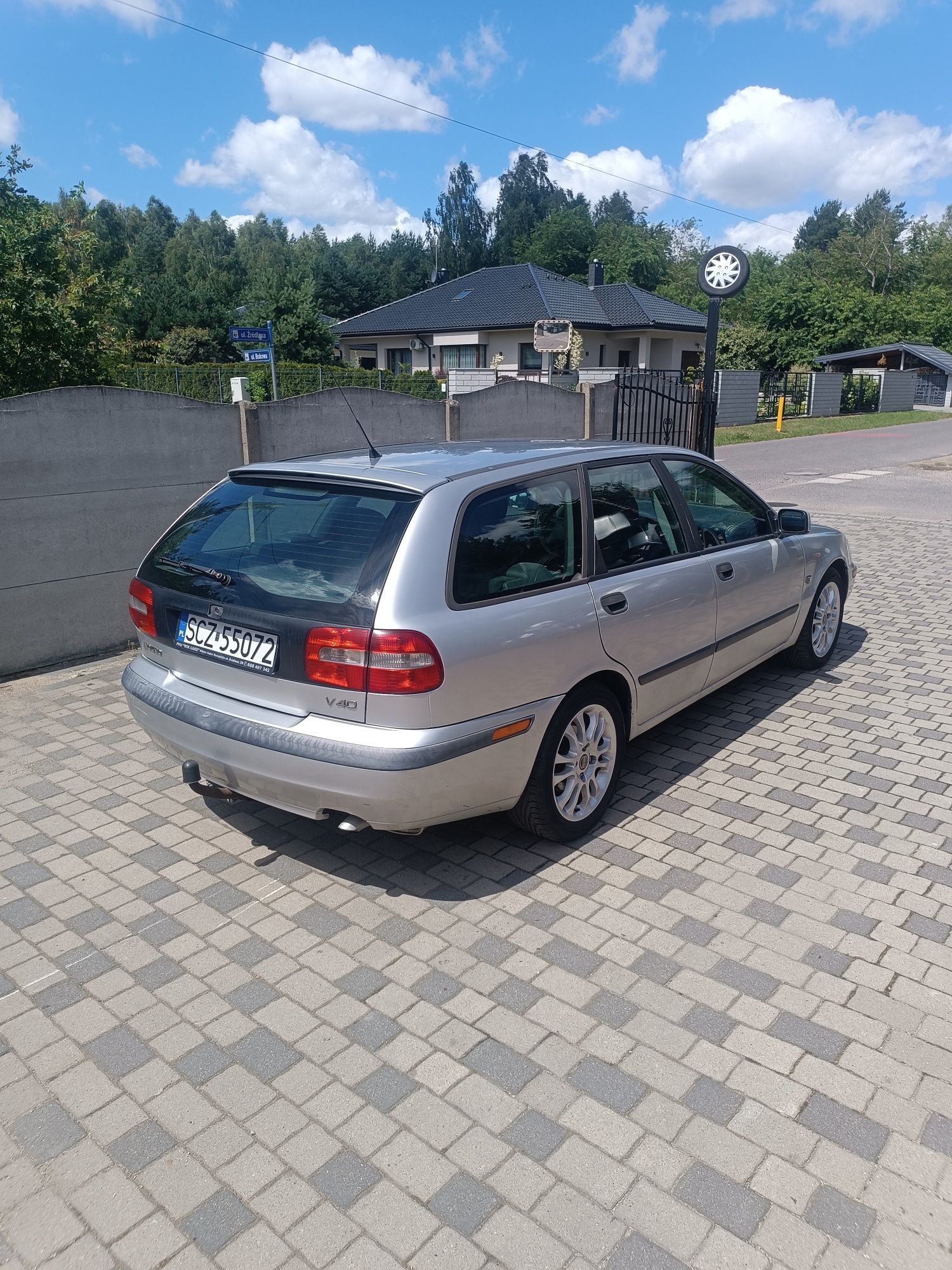 Volvo V 40 Kombi 1.9 diesel krajowy klimatyzacja hak opłaty do 05 2026