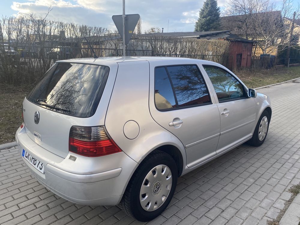 Volkswagen golf4,свіжопригнаний