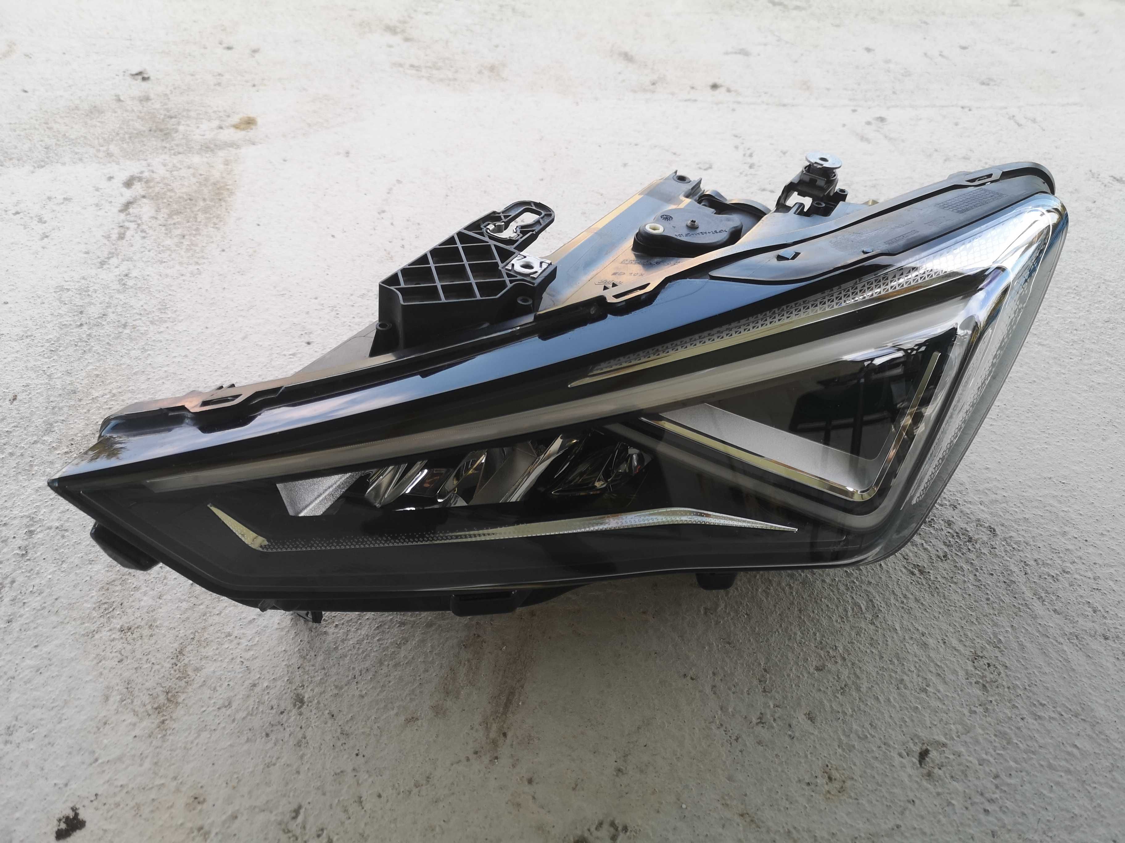 przednia lewa lampa seat leon 4 IV 5fb full led 20->