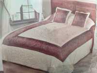 NOWA Narzuta na łóżko 220x240 z poduszkami