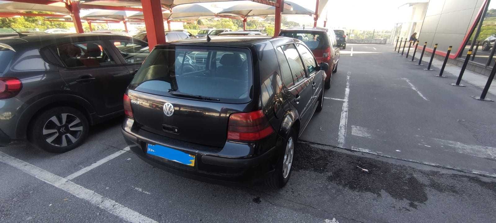 VW Golf Golf IV 1.4 Gasolina Comfortline - 99