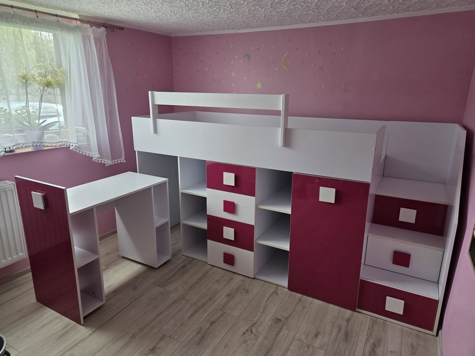 Meble dziecięce TOLEDO z łóżkiem na antresoli i biurkiem