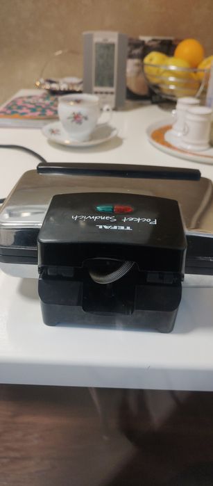 Бутербродница Tefal