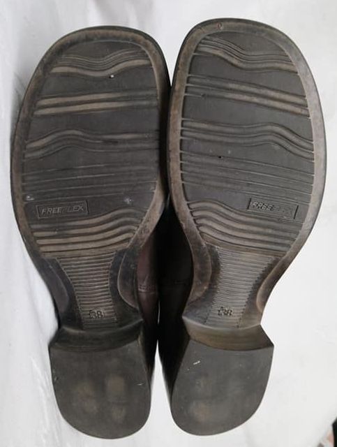 Сапоги Freeflex р.38 коричневые натуральная кожа низкий каблук демисез