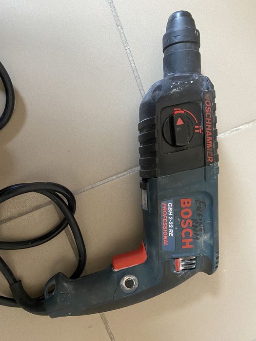 Перфоратор Bosch GBH 2-22 RE Б/У