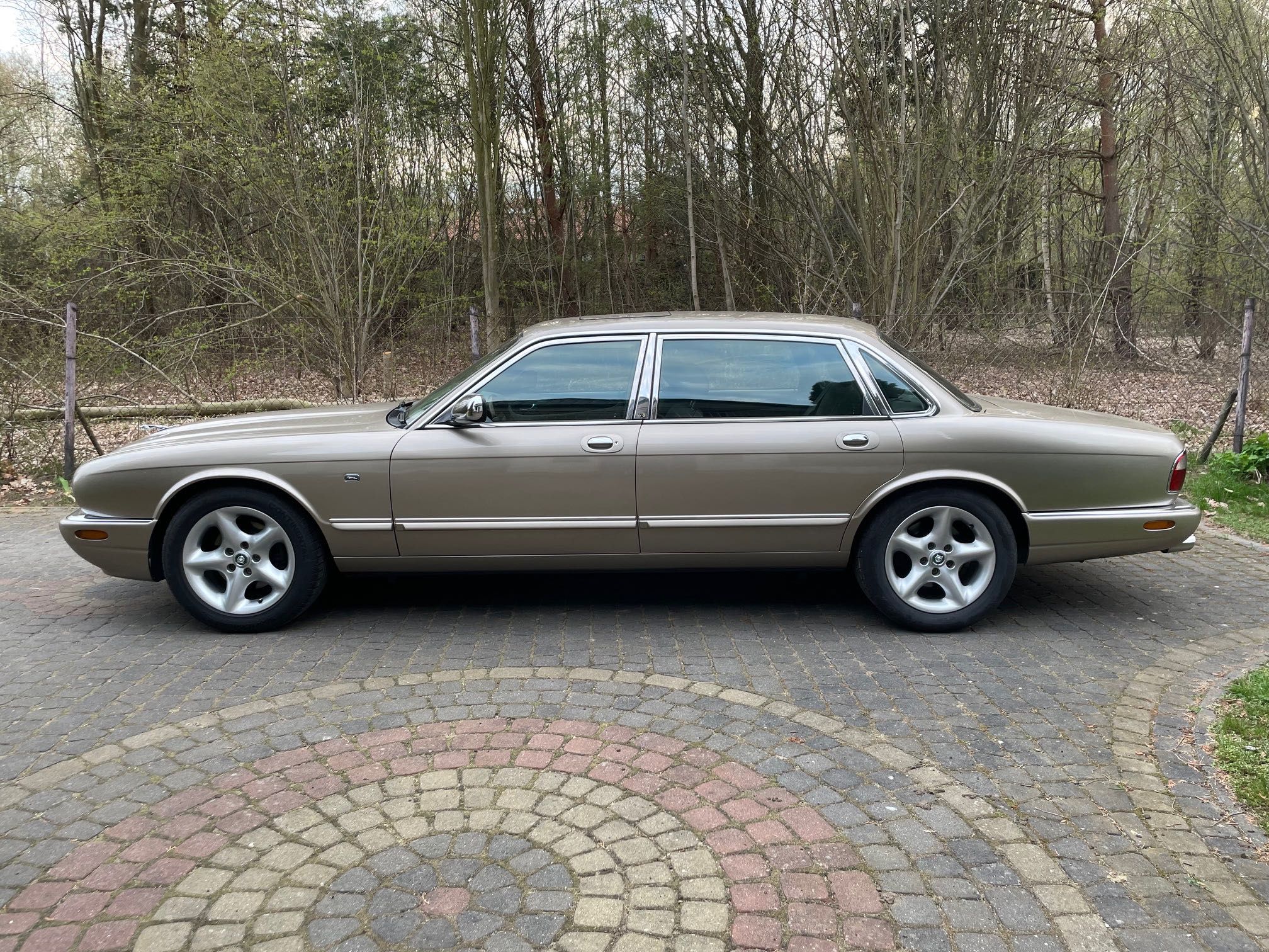 Jaguar Vanden Plass 4.0 V8