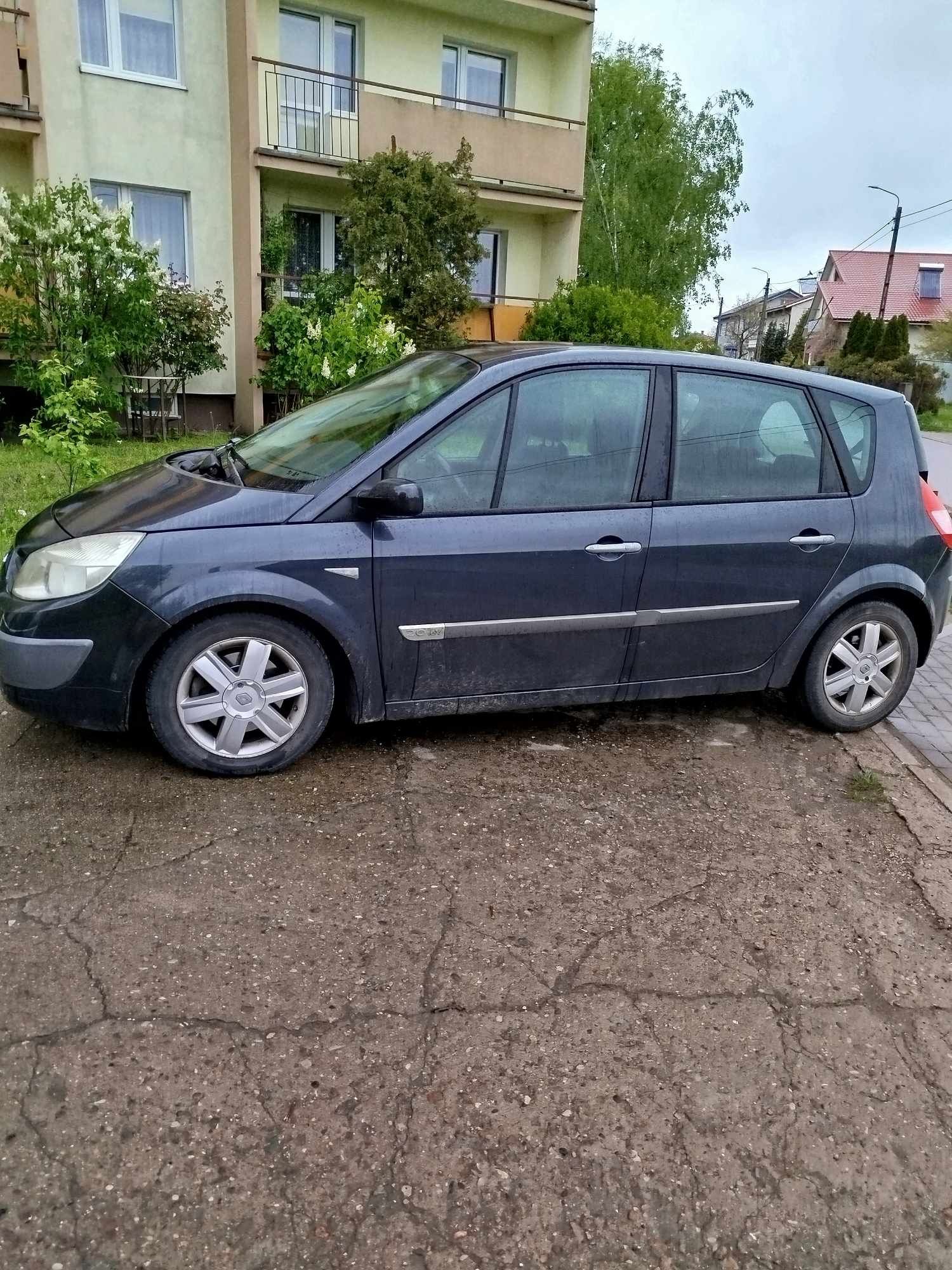 Samochód Renault Megane Scenic